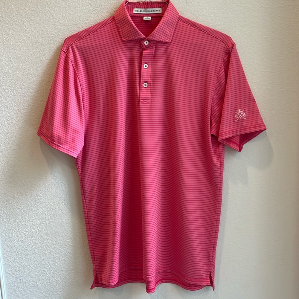 Holderness & Bourne Men’s golf polo. Fuchsia pink & white stripe.  Size Med